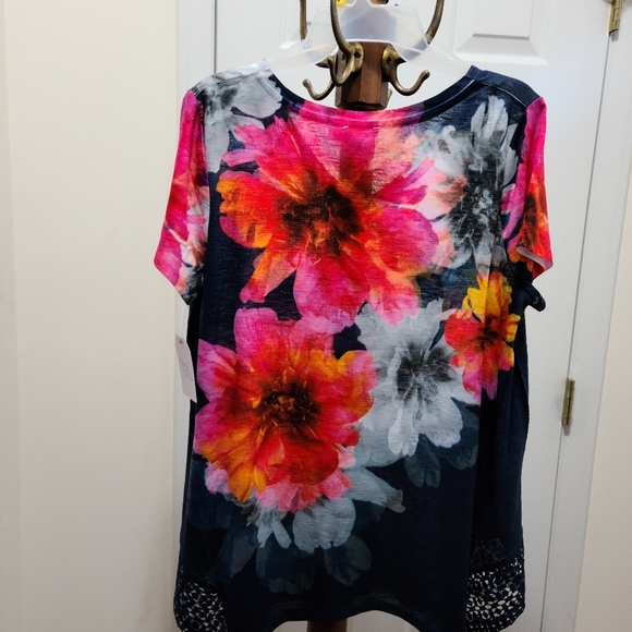 TIME AND TRU - Picture 2 of 4